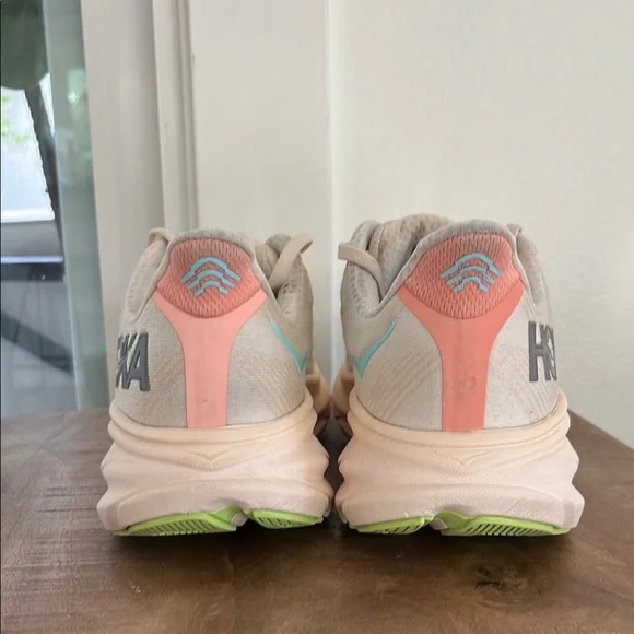 Hoka Beige and Orange Running Shoes - Picture 5 of 6